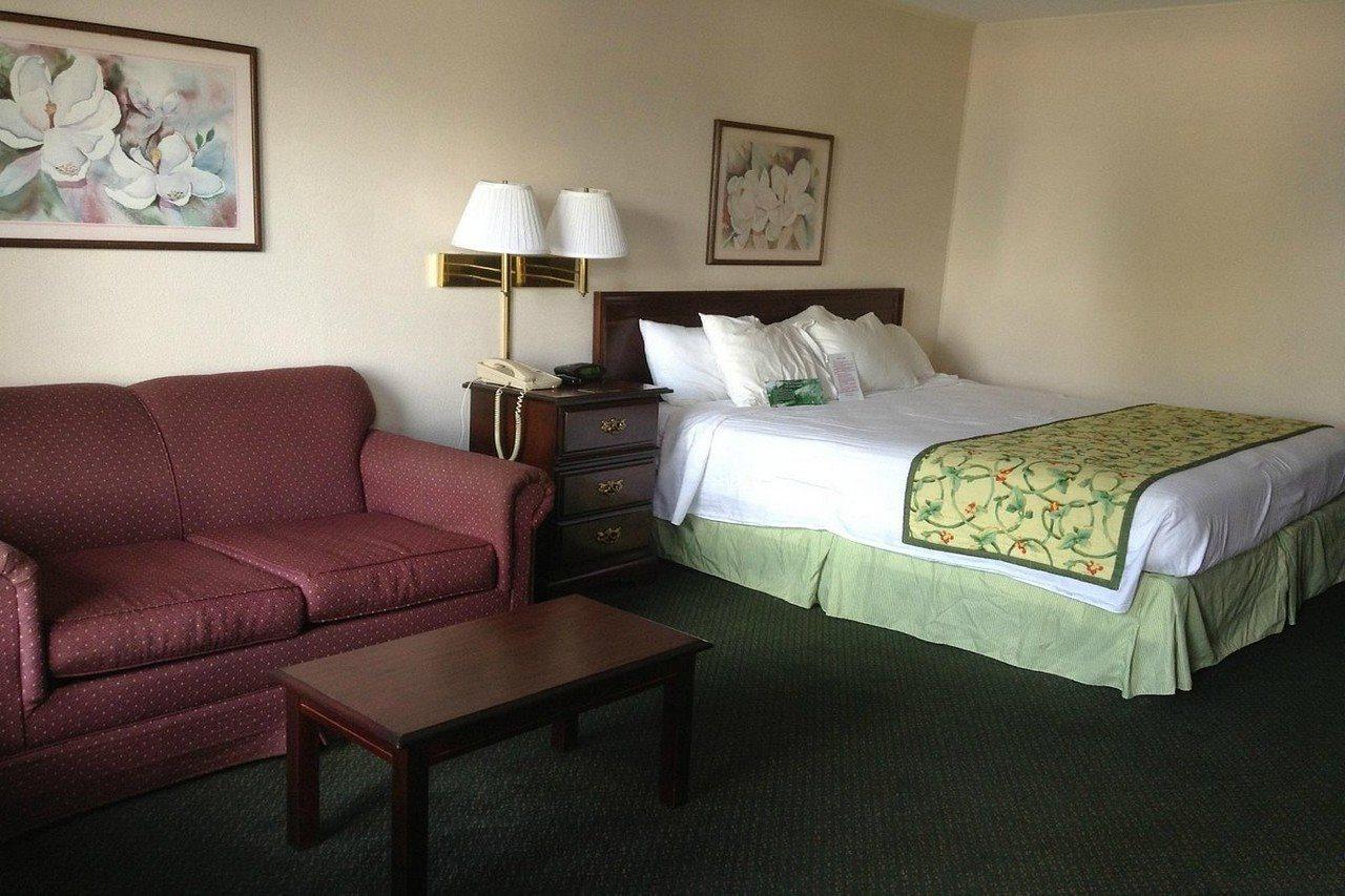 Astoria Hotel Danville North Bagian luar foto